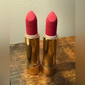 2 Gucci Long-Lasting Matte Lipstick - Cassie Magenta